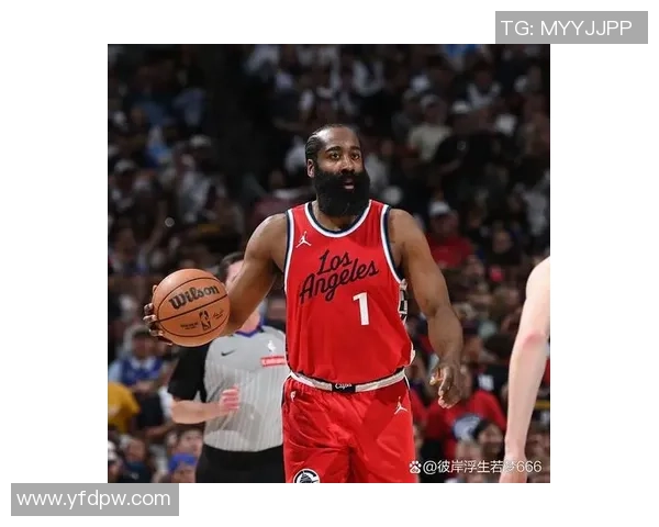 快船1脑残失误让哈登抓狂?高炮台大胡子独爱 居然暴殄天物 快船1脑残失误让哈登抓狂?高炮台大胡子独爱 居然暴殄天物